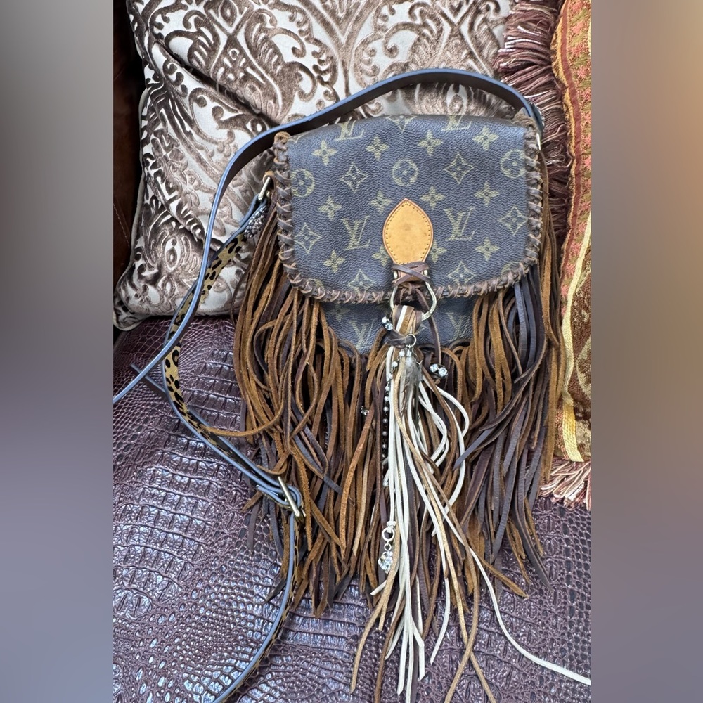 Authentic Louis Vuitton St Cloud Crossbody upcycled bag - Picture 2 of 16